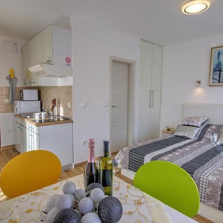 Studio Apartment Margarita Opatija Eksteriør bilde