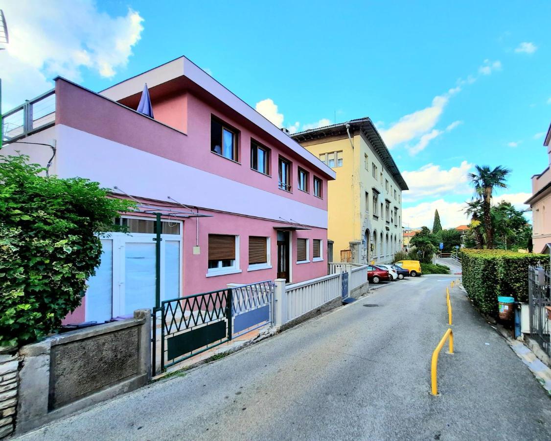 Studio Apartment Margarita Opatija Eksteriør bilde