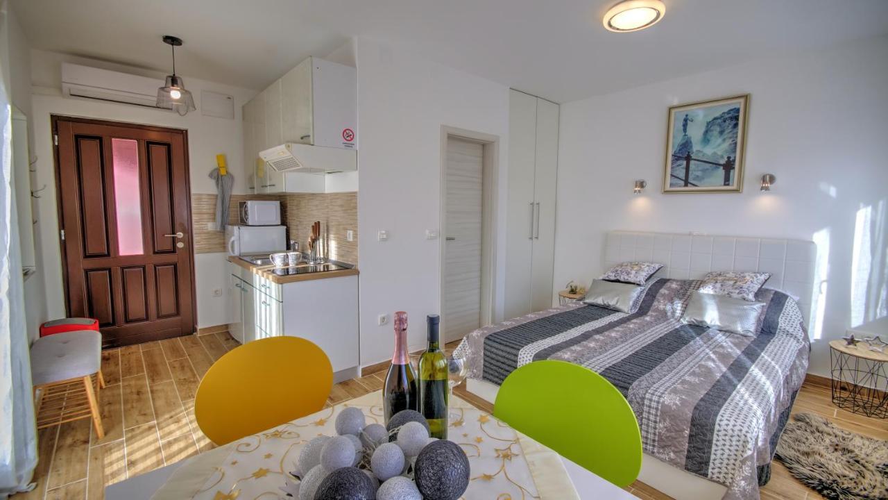 Studio Apartment Margarita Opatija Eksteriør bilde